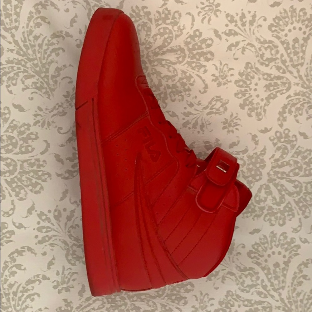 Dial Shoes Solid Red 10 1/2